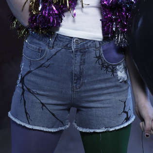 Make cool Halloween shorts