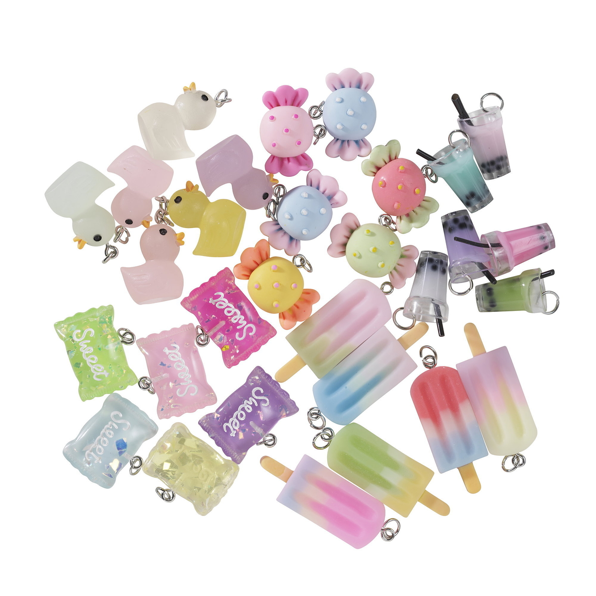 Hängen charms, 30 st. i 5 olika söta & färgglada designer | Panduro