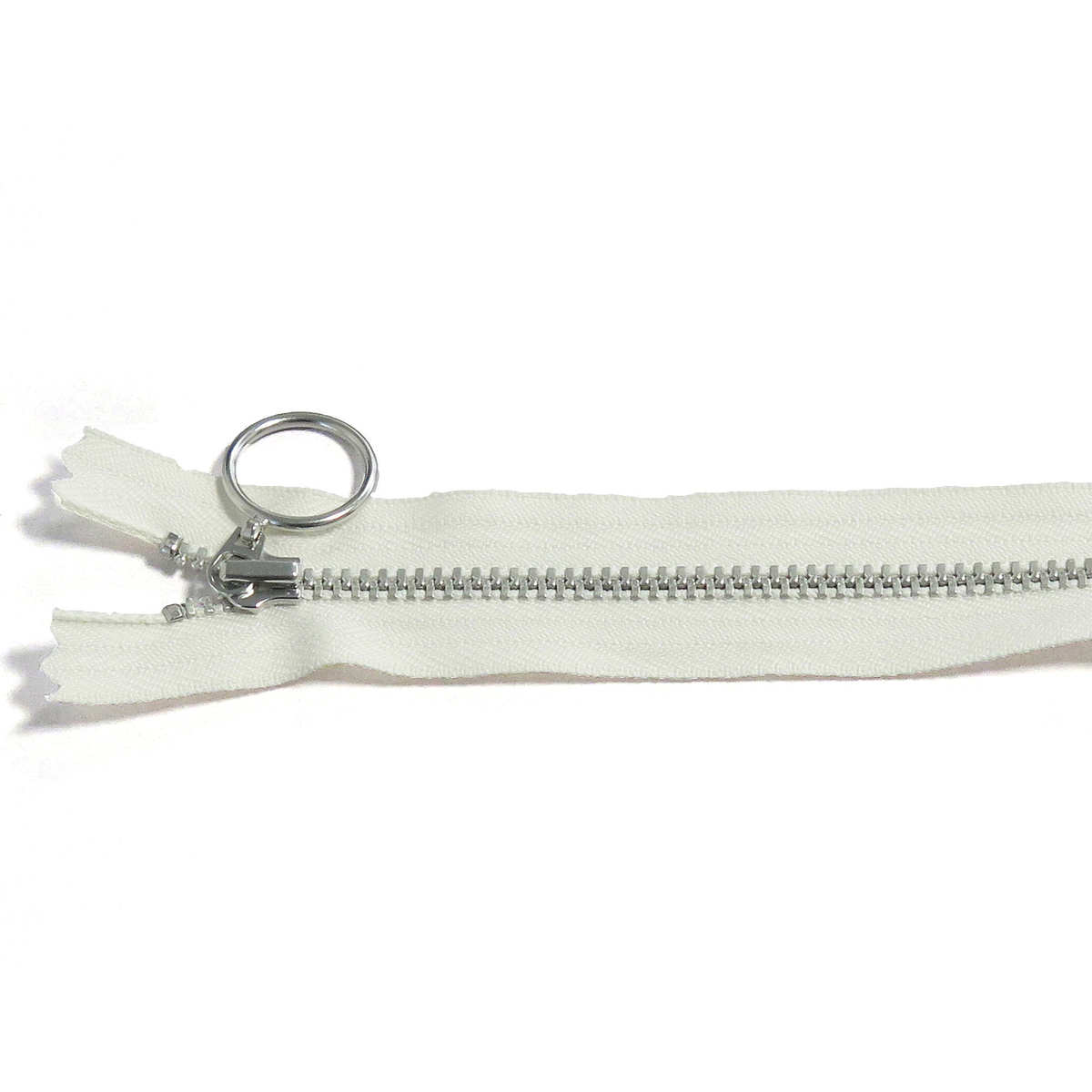 Dragkedja 25 Cm Vit M Ring Panduro