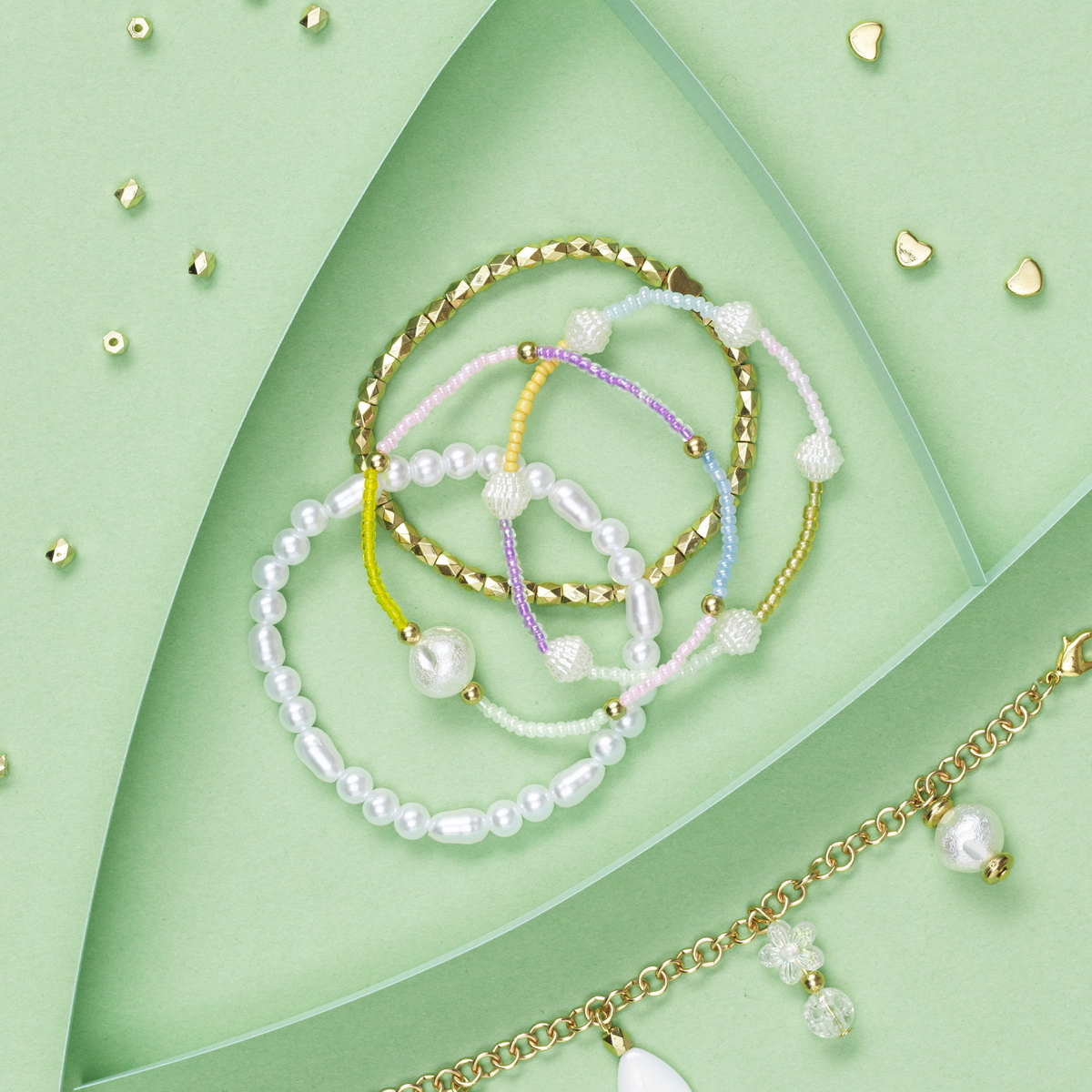 Pärla nätta sommararmband