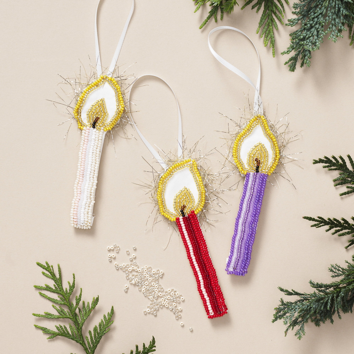 Brodera julgransljus med pärlor