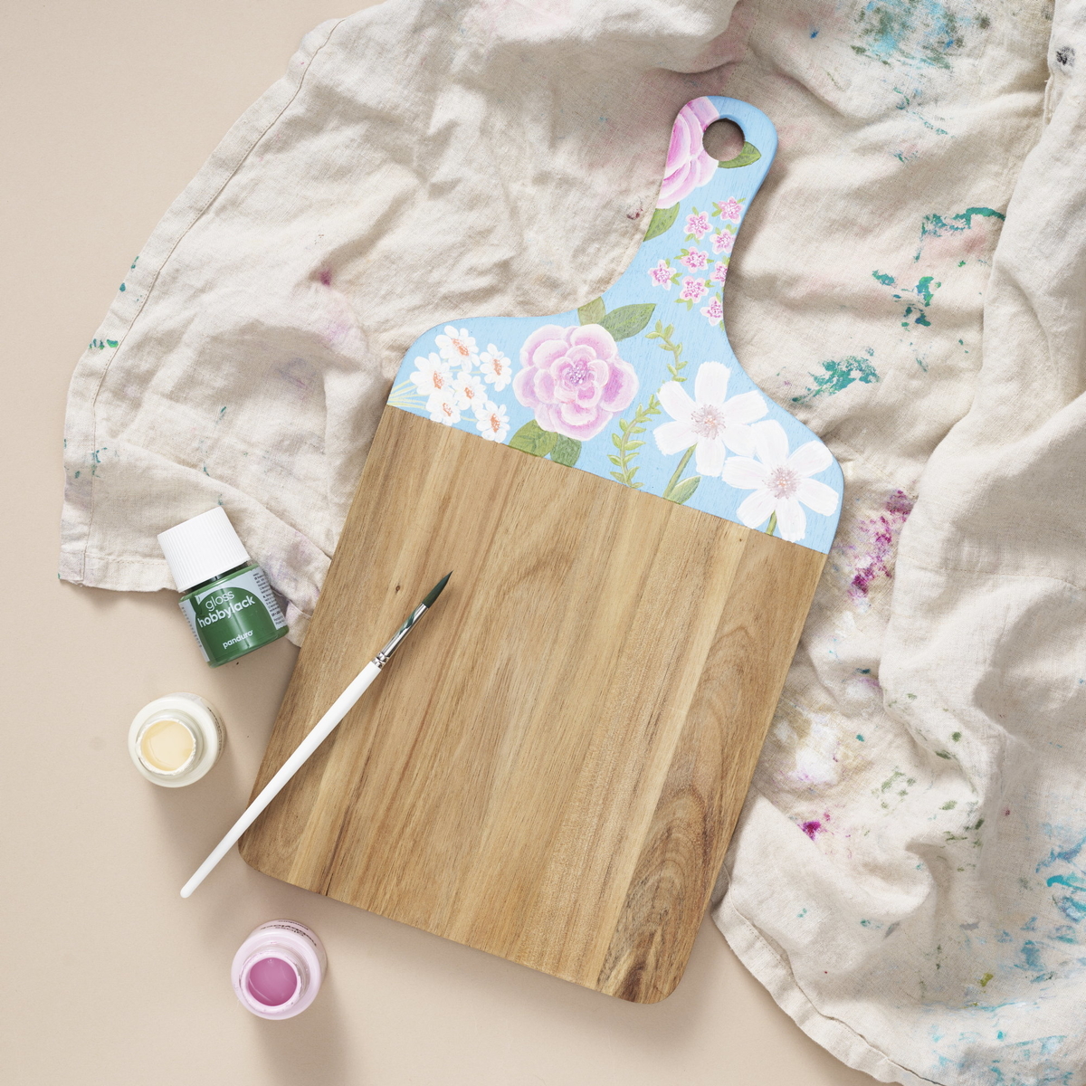 Måla en personlig skärbräda