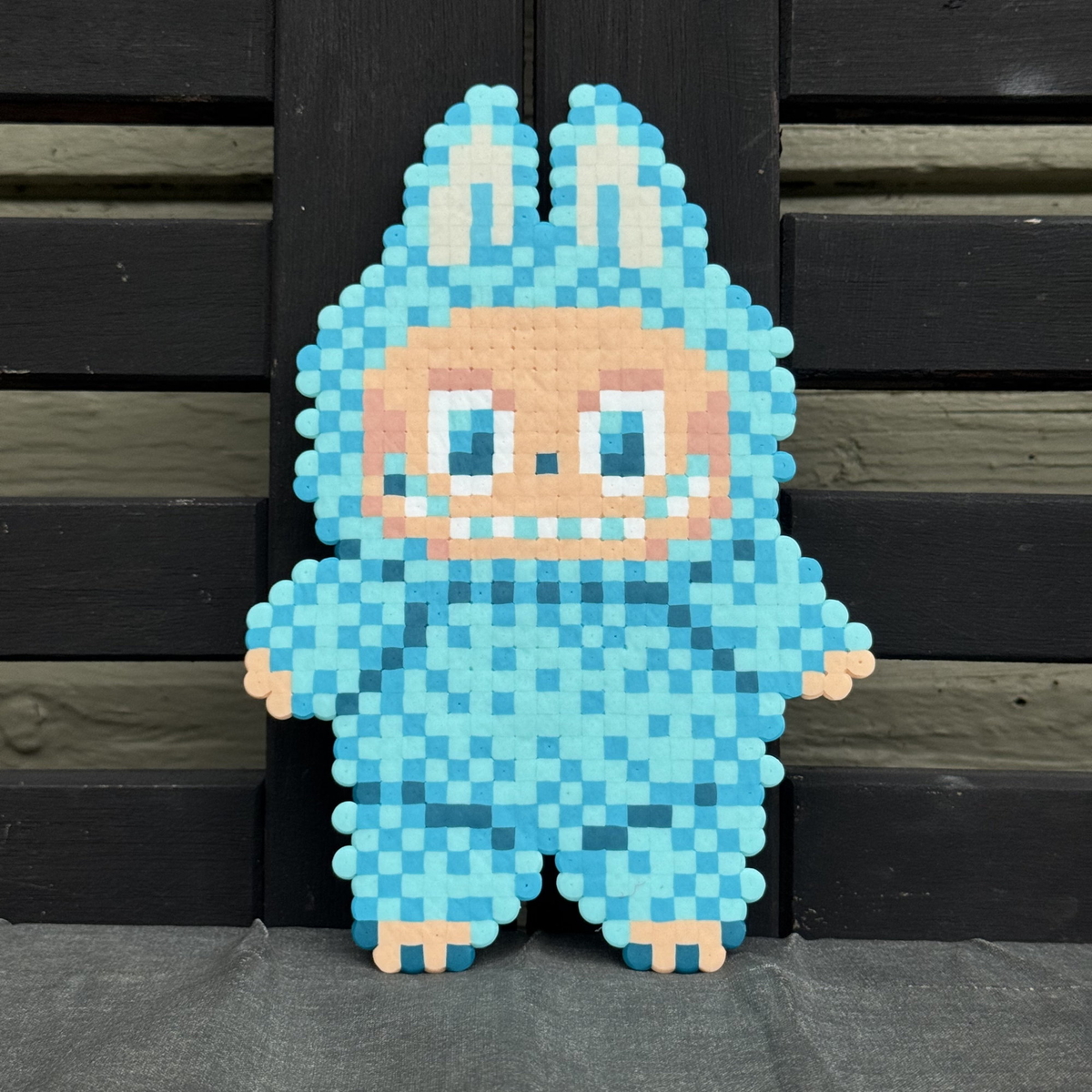 Pärla en monsterdocka