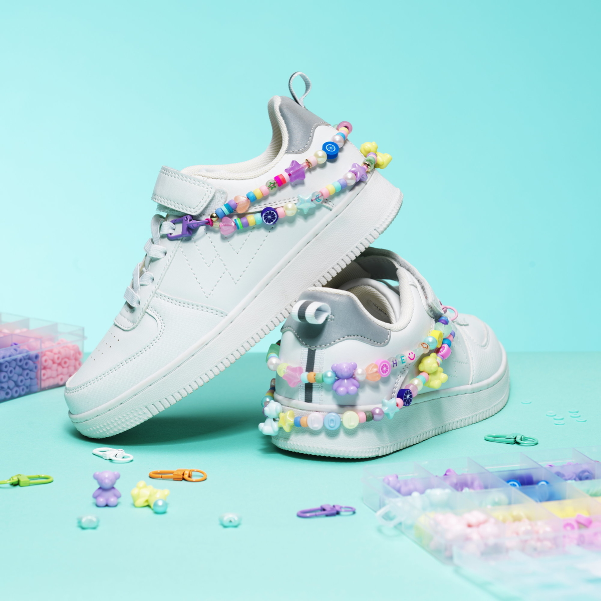 Pärla egna skosmycken