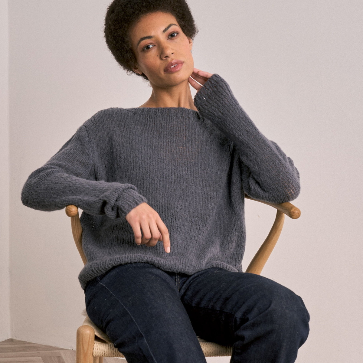 Stickad tröja i Alpaca Haze