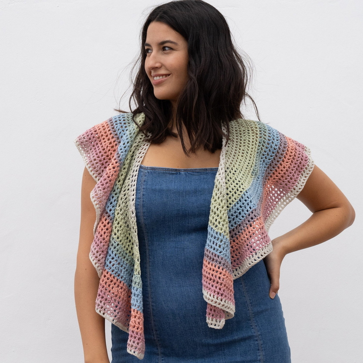 Virka en färgglad sommarsjal