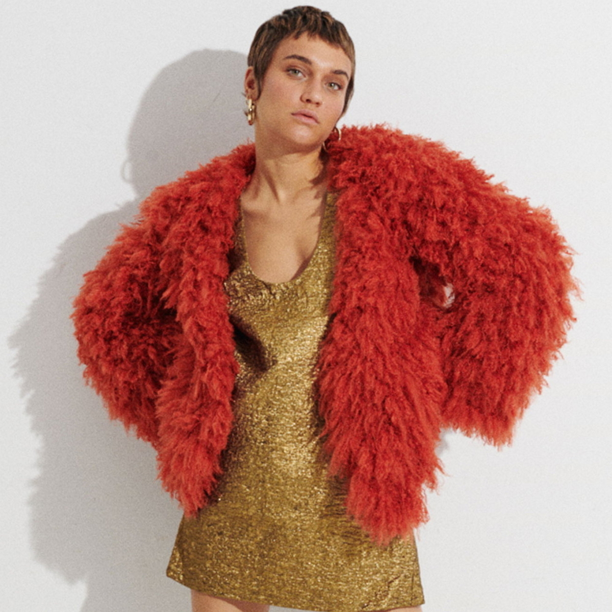 Sticka en fluffig jacka