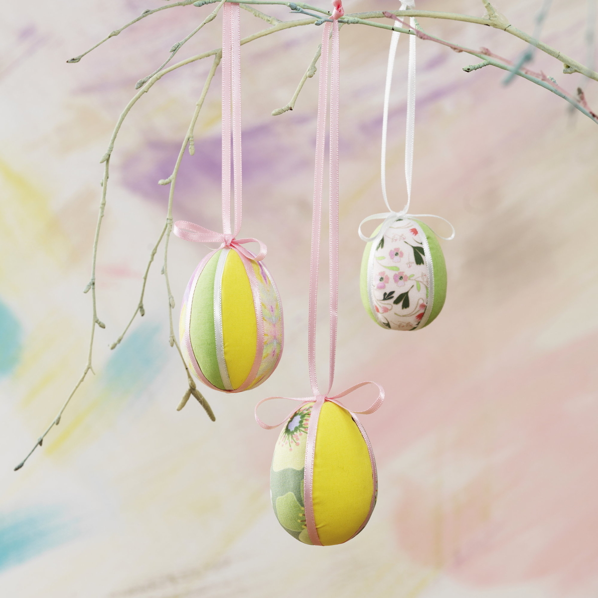 Gör patchwork-påskägg