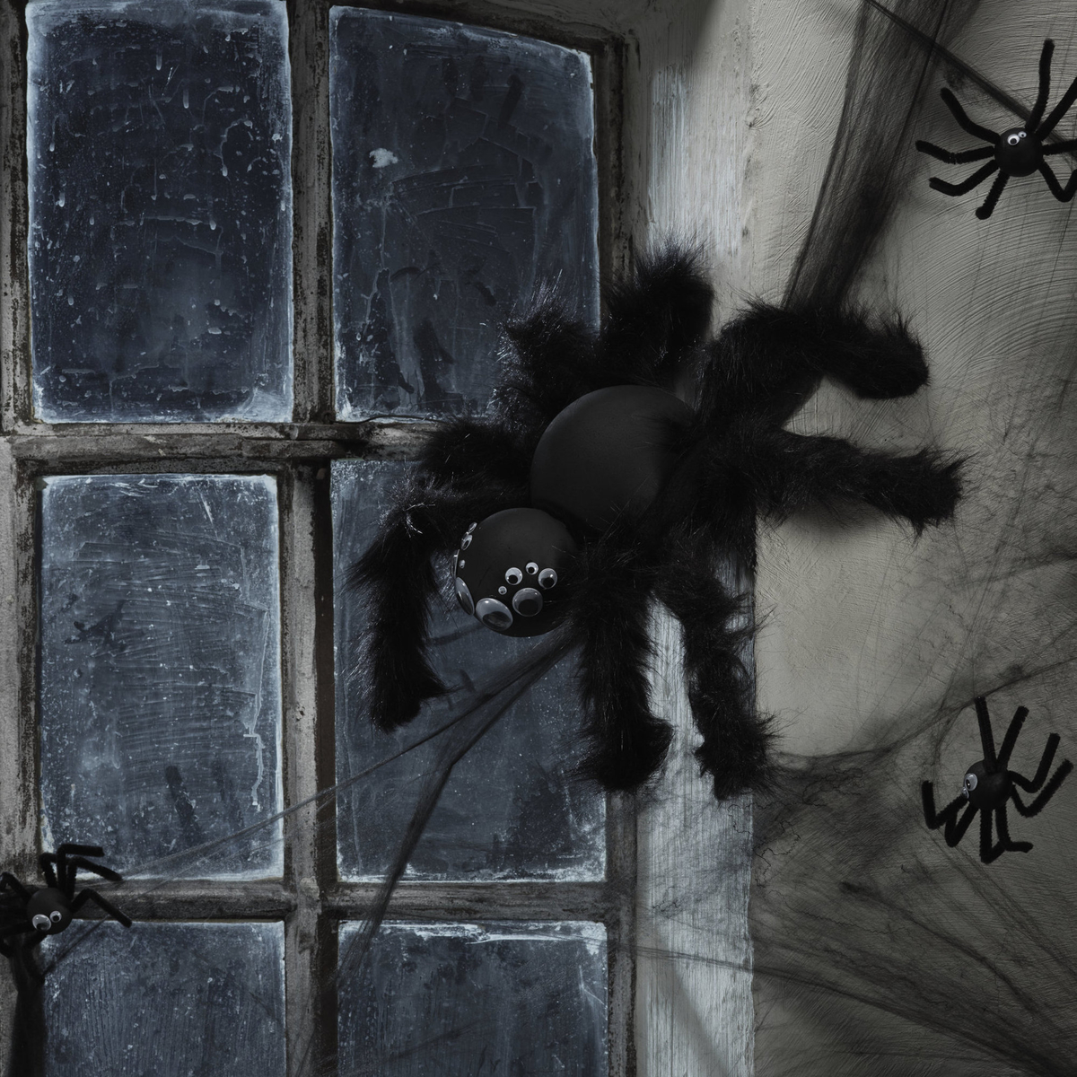 Lille edderkop på væggen der ...