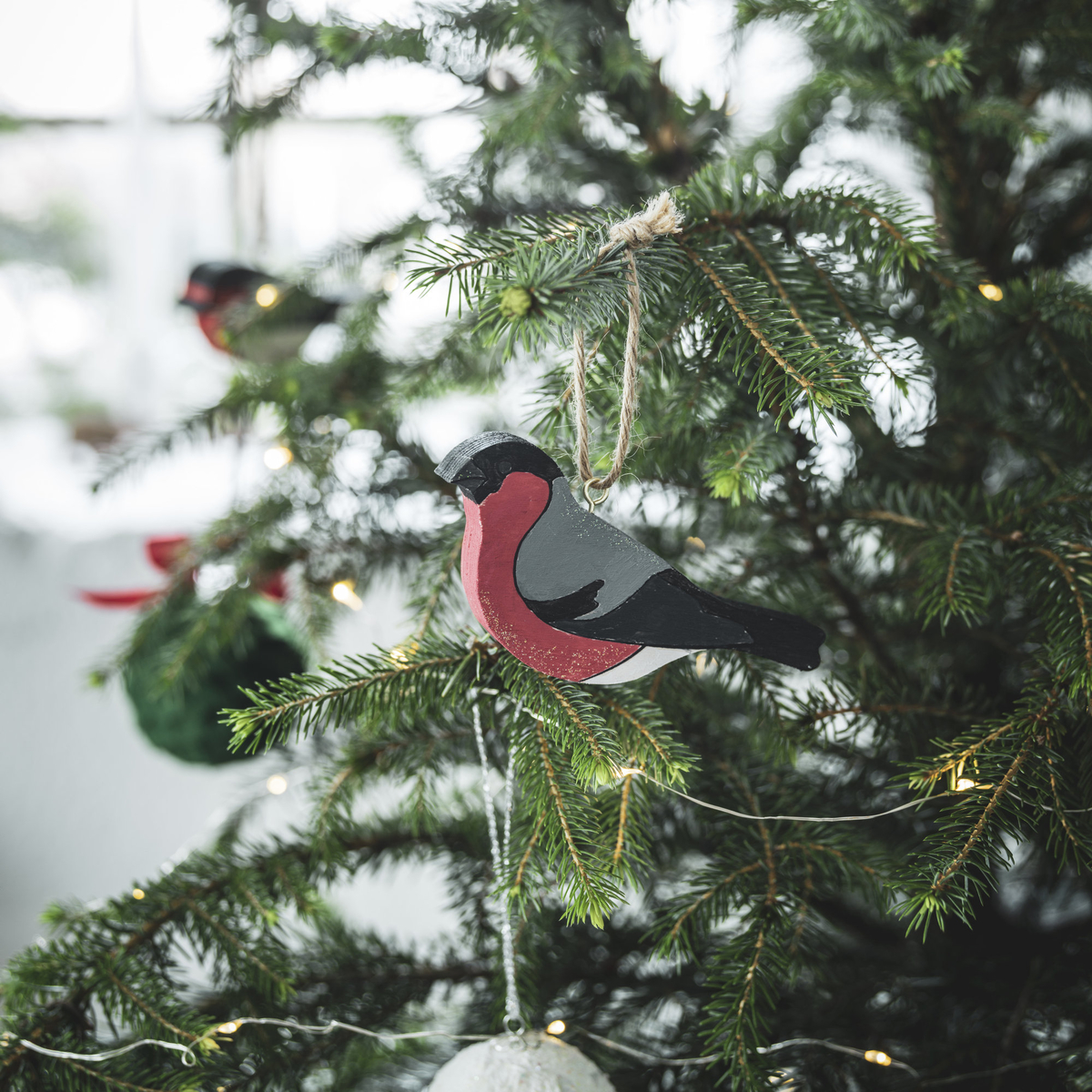 Fugler i juletreet
