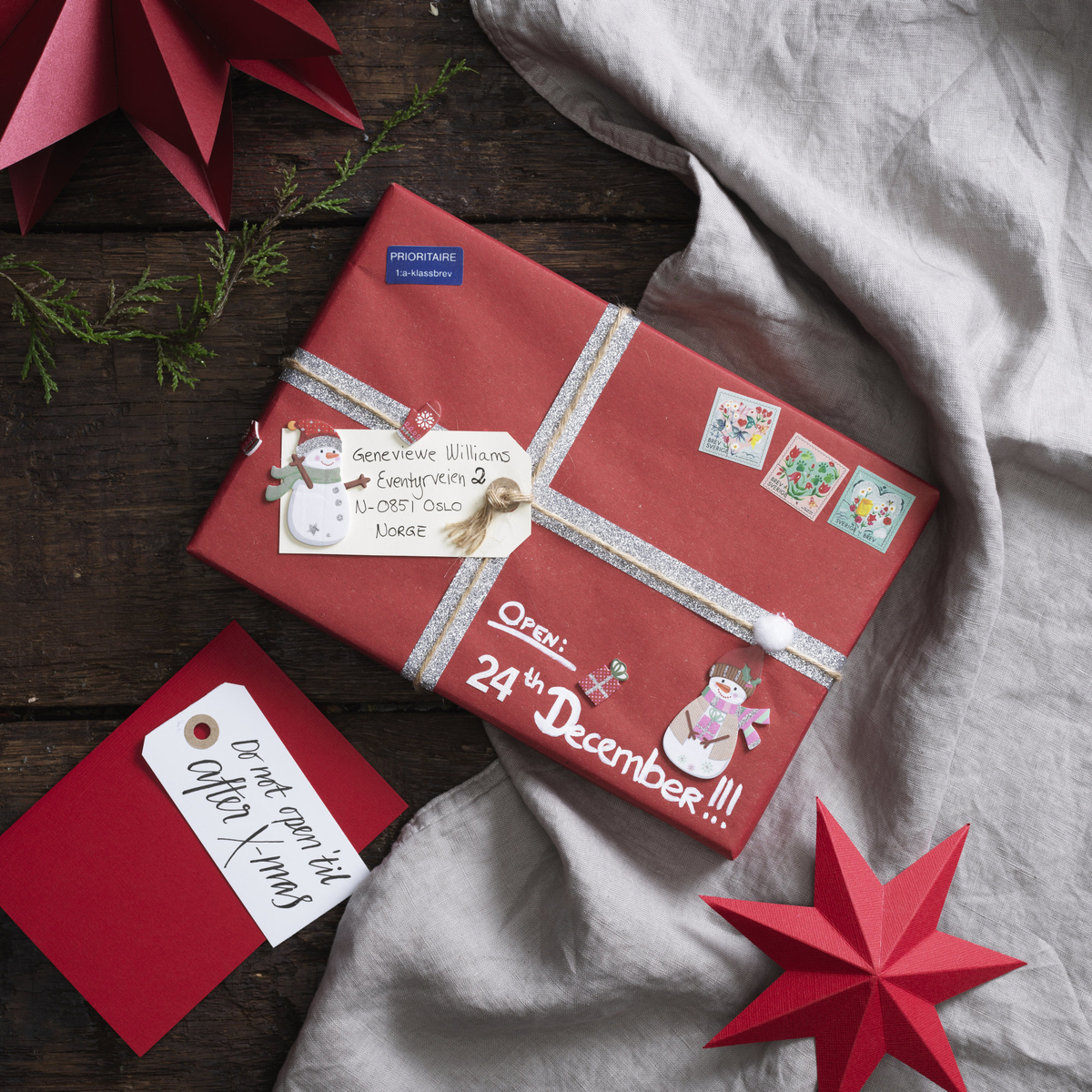 Send beautiful Christmas gifts in the post