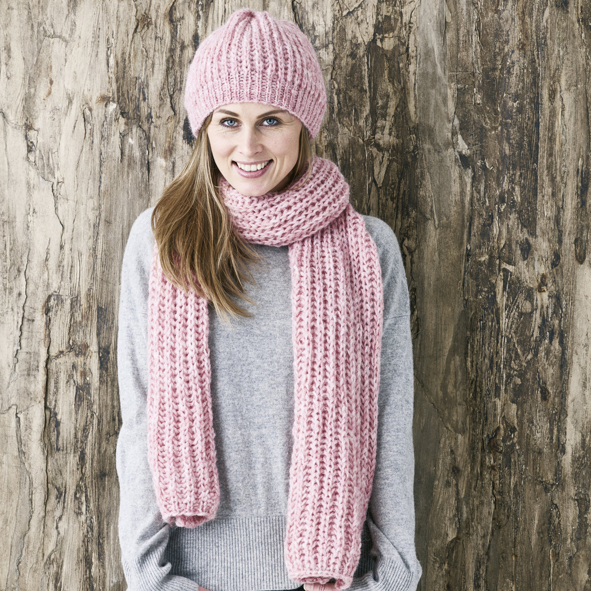 Knit a hat and scarf