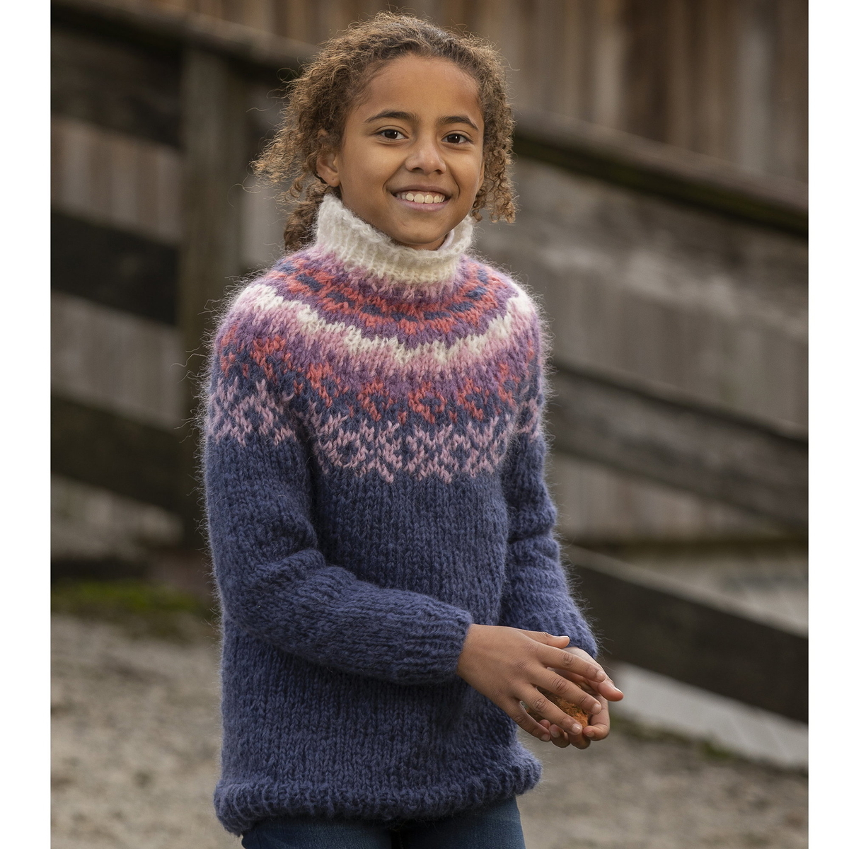 Strikk Nova genser og lue for barn