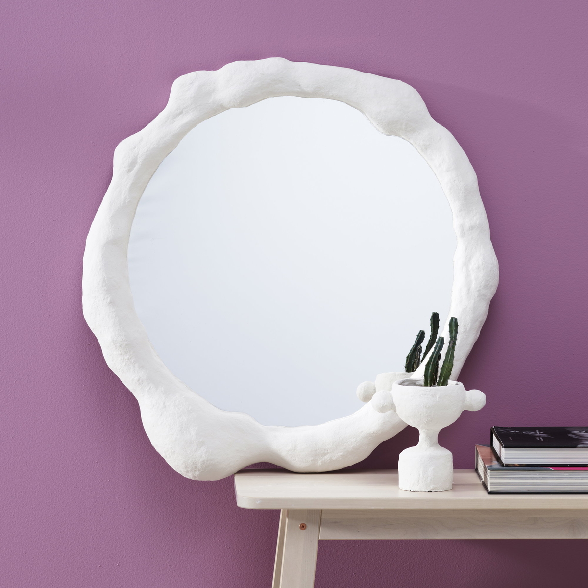 Dekorera en spegelram med papier-maché