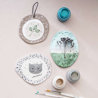 Make clay wall plaques